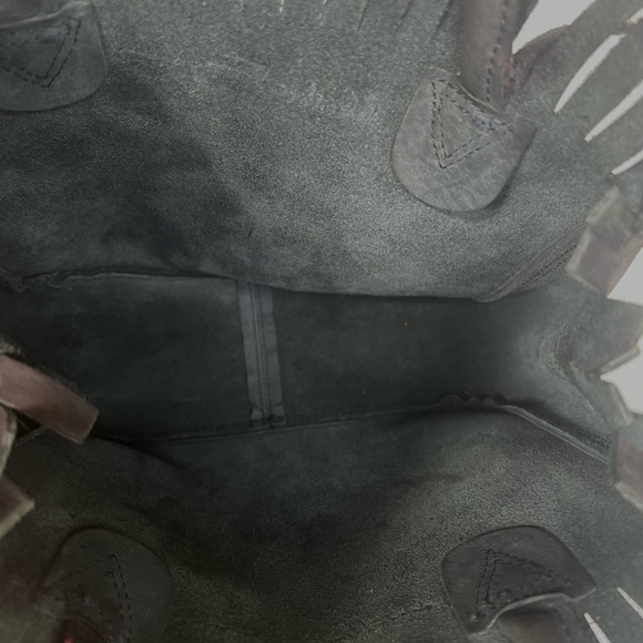 Black suede Ferragamo with pouch - Picture 3 of 7